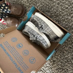 Baby boy hey dudes still in box